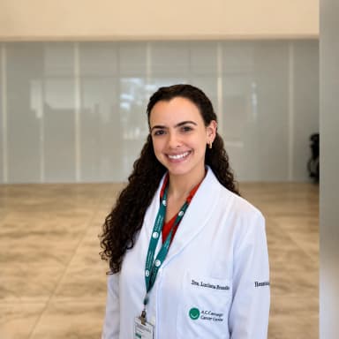 Dra. Luciana Brandão, hematologista em Salvador